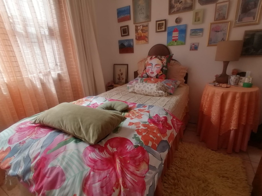  Bedroom Property for Sale in Bernadino Heights Western Cape